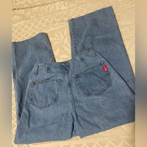 Vintage Wide Leg Crop jeans 😍